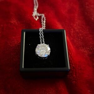 Luxury 6.0 CT‎ Moissanite Diamond solitaire pendant necklace retail $600